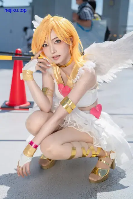 潘迪COS复刻吊带袜天使